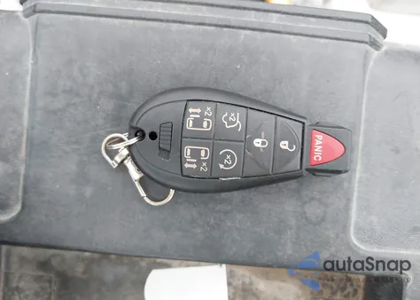 2016 Chrysler Town & Country Touring from USA, damaged, VIN 2C4RC1BG1GR246876